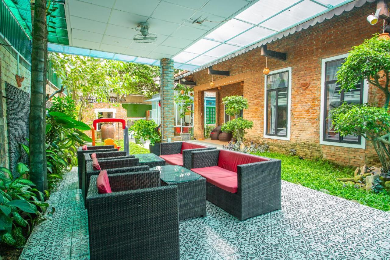 Hue Corner Hostel Exterior photo